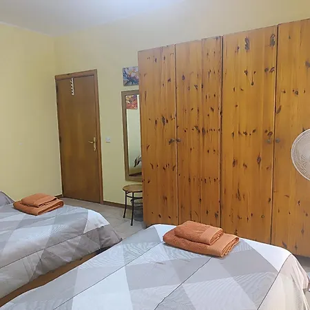 31 Memories * Pembroke